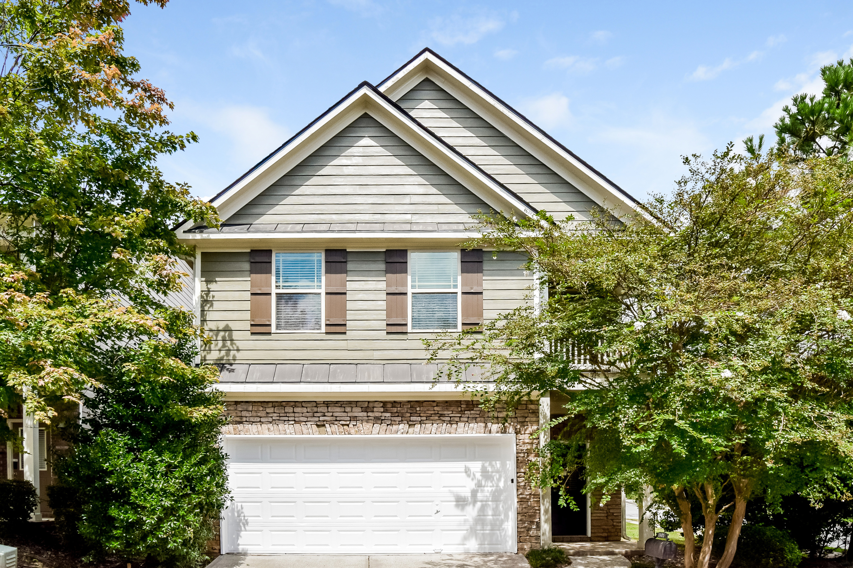 1605 Chattahoochee Ct Atlanta, GA 30349